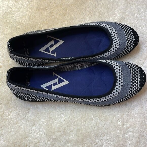 Adrienne Vittadini Womens Sport Knit Ballet Flats Gray Patterned Shoes Sz 8.5 - Picture 3 of 8